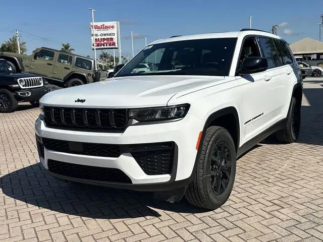 2026 Jeep Grand Cherokee L Altitude 4x2