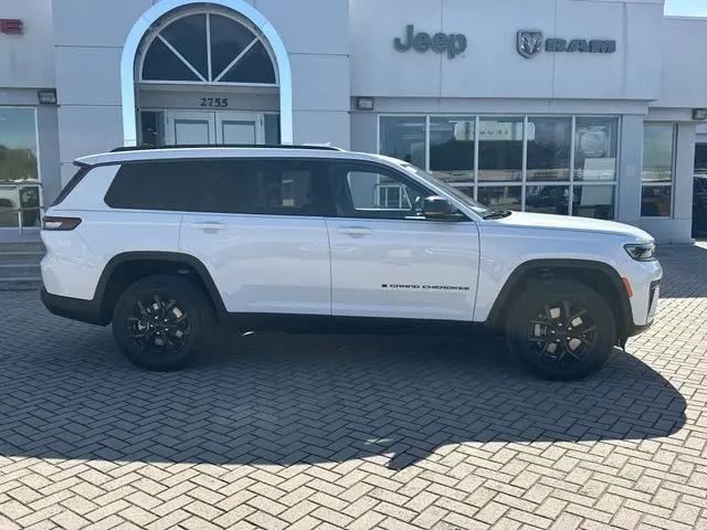 2026 Jeep Grand Cherokee L Altitude 4x2
