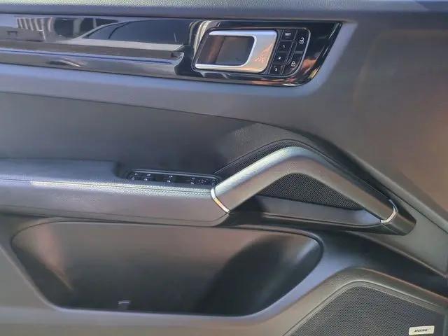 2021 Porsche Cayenne Cayenne