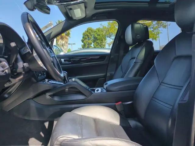 2021 Porsche Cayenne Cayenne