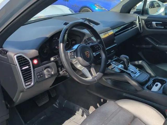 2021 Porsche Cayenne Cayenne