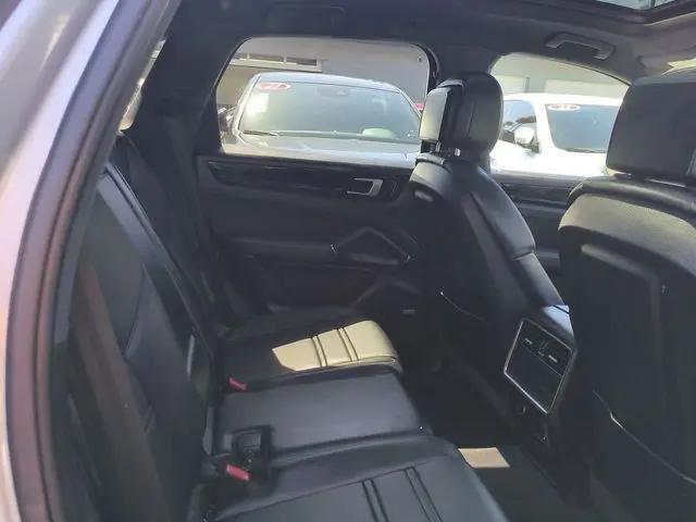 2021 Porsche Cayenne Cayenne