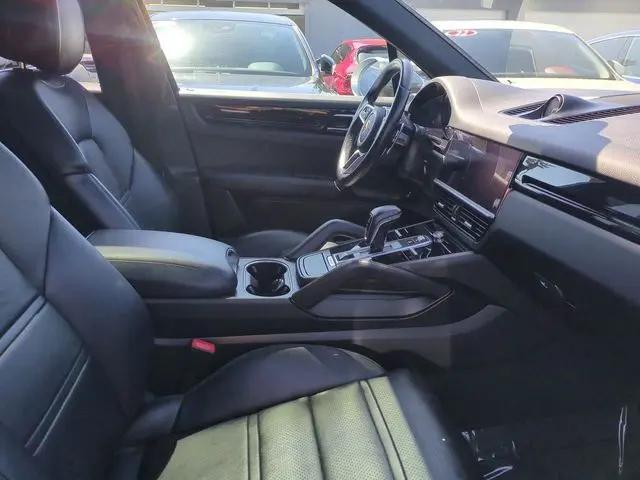 2021 Porsche Cayenne Cayenne