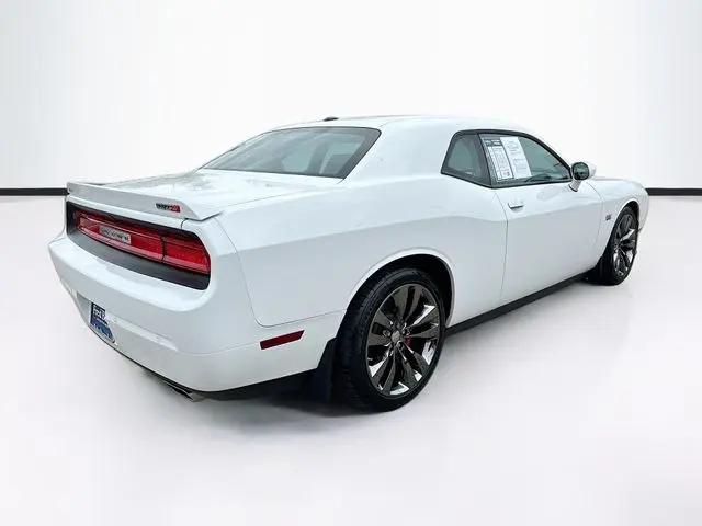 2014 Dodge Challenger SRT8