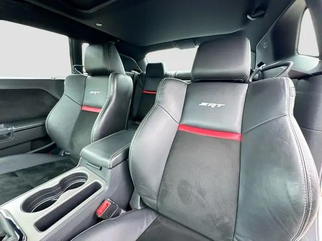 2014 Dodge Challenger SRT8