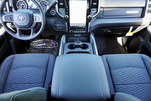 2026 Ram 2500 Big Horn Crew Cab 4x4 6'4" Box