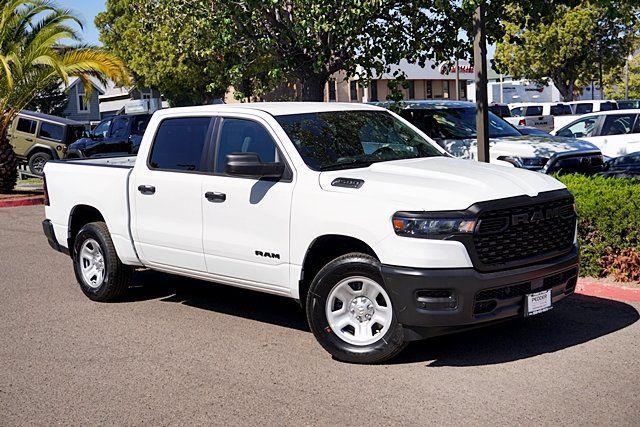 2026 Ram 1500 Tradesman Crew Cab 4x4 5'7" Box