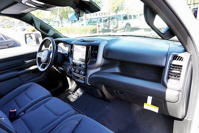 2026 Ram 1500 Tradesman Crew Cab 4x4 5'7" Box