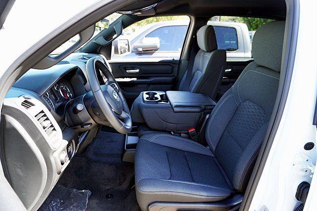 2026 Ram 1500 Tradesman Crew Cab 4x4 5'7" Box