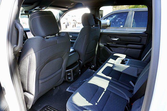 2026 Ram 1500 Tradesman Crew Cab 4x4 5'7" Box