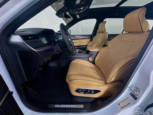 2025 Jeep Grand Cherokee L Summit 4x4