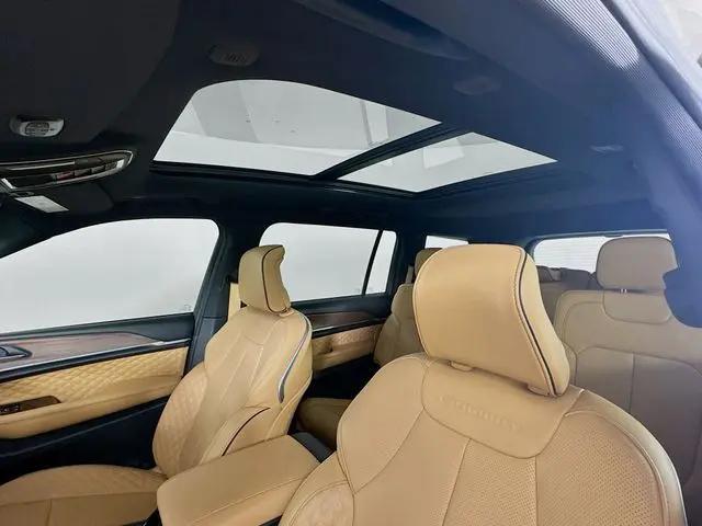 2025 Jeep Grand Cherokee L Summit 4x4