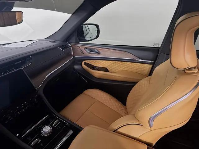 2025 Jeep Grand Cherokee L Summit 4x4