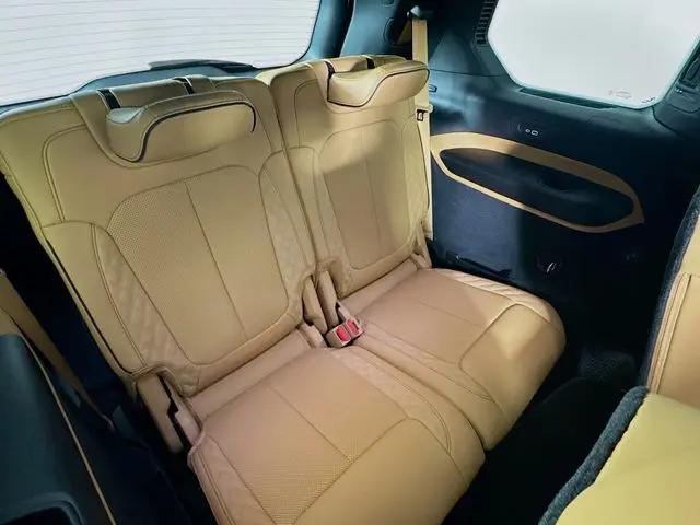 2025 Jeep Grand Cherokee L Summit 4x4