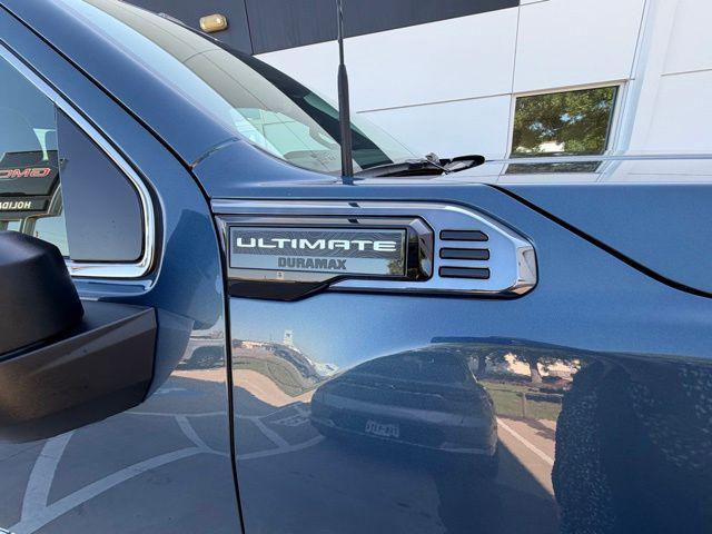 2026 GMC Sierra 2500HD Crew Cab, Standard Bed, Denali Ultimate, 4WD