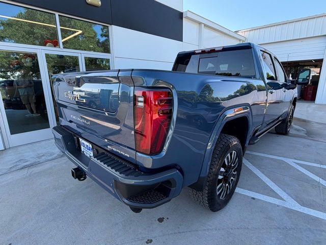 2026 GMC Sierra 2500HD Crew Cab, Standard Bed, Denali Ultimate, 4WD