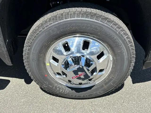 2026 GMC Sierra 3500HD Crew Cab, Long Bed, SLT Dual Rear Wheel, 4WD