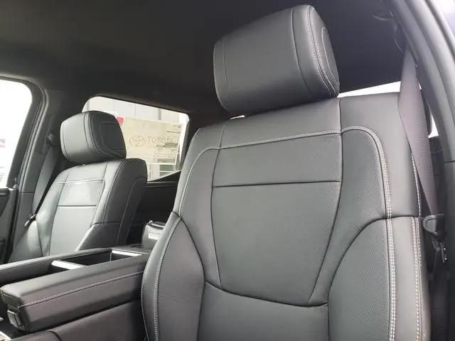 2026 Toyota Tundra Limited CrewMax 5.5' Bed