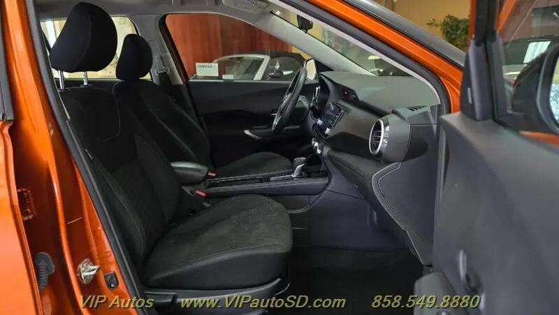 2024 Nissan Kicks SV Xtronic CVT