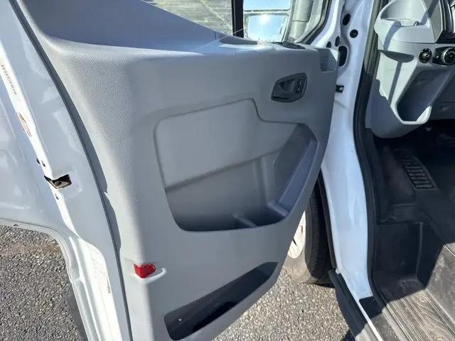 2017 Ford Transit XLT