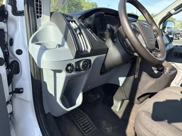 2017 Ford Transit XLT