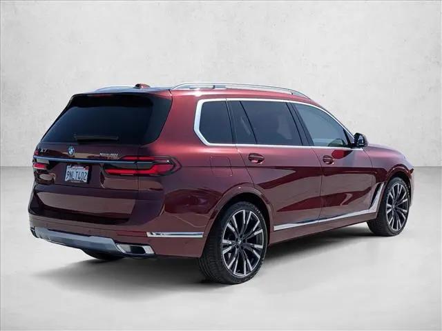 2025 BMW X7 xDrive40i