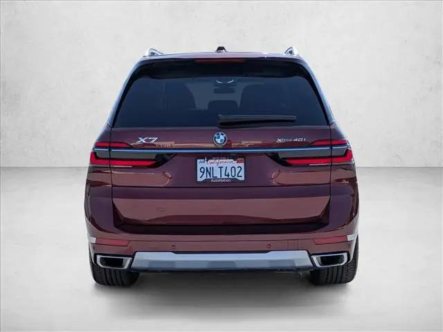 2025 BMW X7 xDrive40i