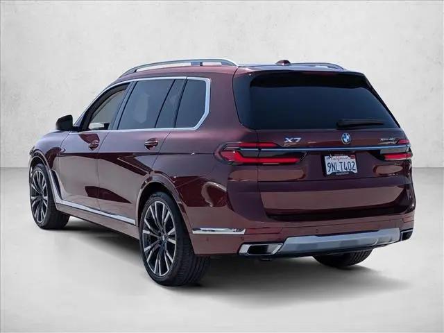 2025 BMW X7 xDrive40i