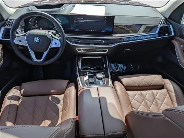 2025 BMW X7 xDrive40i
