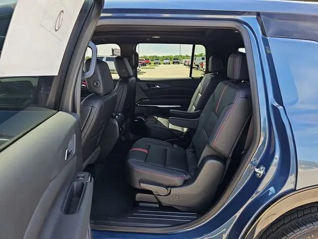 2026 Chevrolet Traverse FWD RS