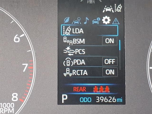 2024 Toyota Corolla Cross LE