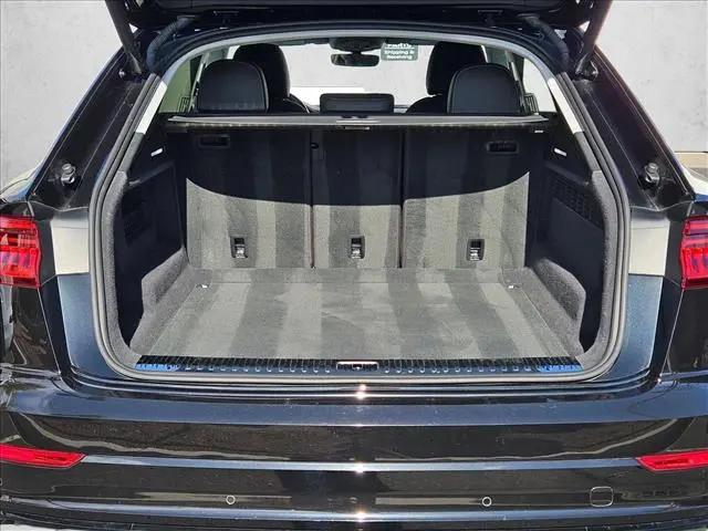 2022 Audi Q8 Premium 55 TFSI quattro Tiptronic