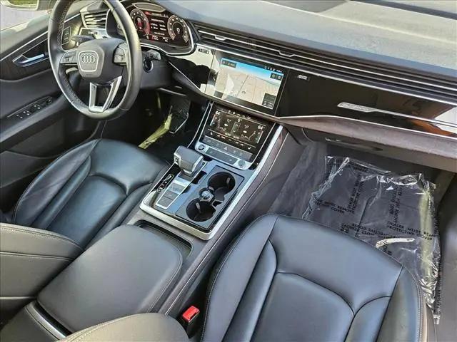 2022 Audi Q8 Premium 55 TFSI quattro Tiptronic