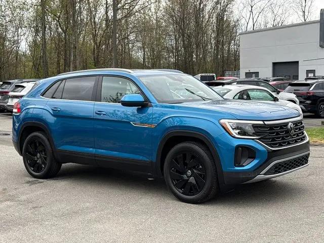2025 Volkswagen Atlas Cross Sport 2.0T SE w/Technology