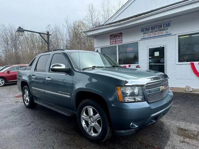 2011 Chevrolet Avalanche LTZ for sale in Oswego, NY