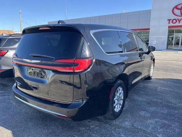 2024 Chrysler Pacifica Touring L for sale in Independence, KS
