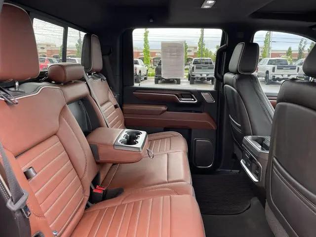 2024 GMC Sierra 3500HD 4WD Crew Cab Standard Bed Denali Ultimate