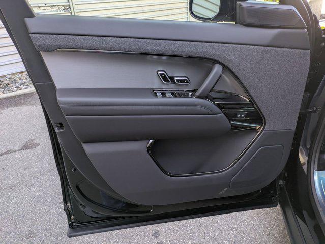 2026 Land Rover Range Rover Sport P400 Dynamic SE