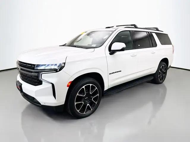 2022 Chevrolet Suburban 4WD RST