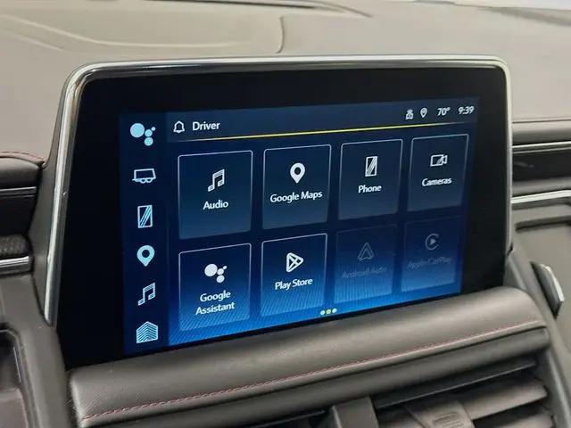 2022 Chevrolet Suburban 4WD RST