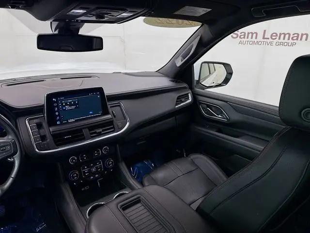 2022 Chevrolet Suburban 4WD RST