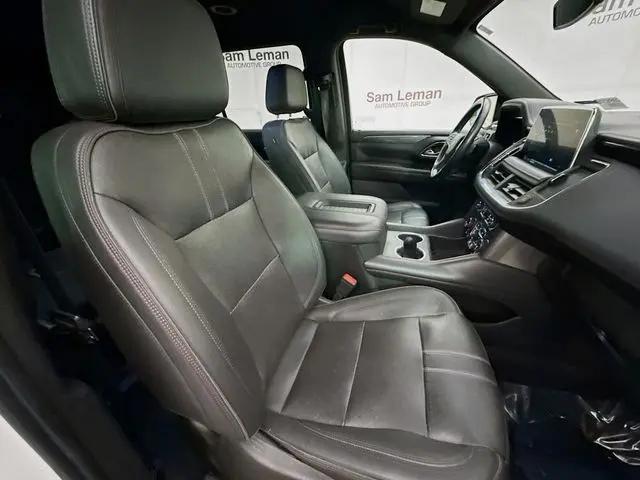 2022 Chevrolet Suburban 4WD RST