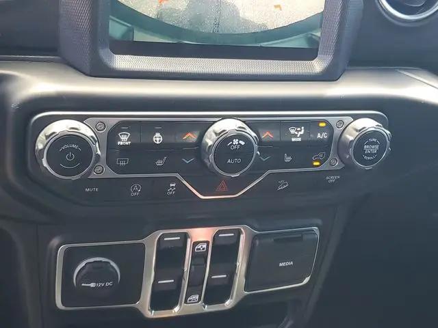 2020 Jeep Wrangler Sahara 4x4