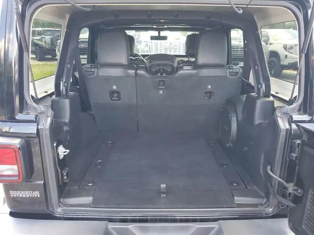 2020 Jeep Wrangler Sahara 4x4