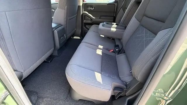 2026 Nissan Frontier Crew Cab SV 4x4