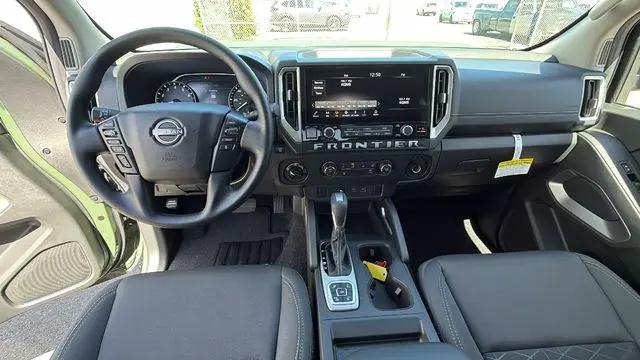 2026 Nissan Frontier Crew Cab SV 4x4