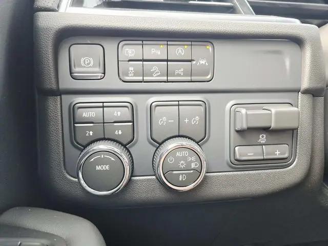 2026 Chevrolet Tahoe 4WD Premier
