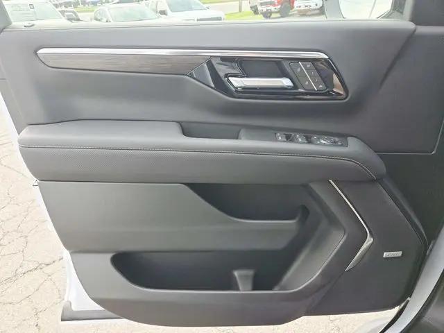 2026 Chevrolet Tahoe 4WD Premier