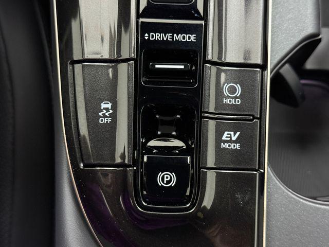 2026 Toyota Crown Signia Limited
