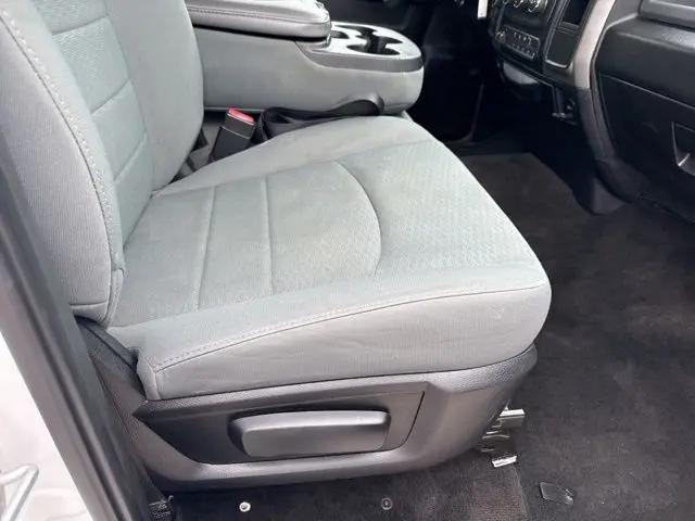 2018 Ram 3500 Tradesman Crew Cab 4x4 6'4" Box